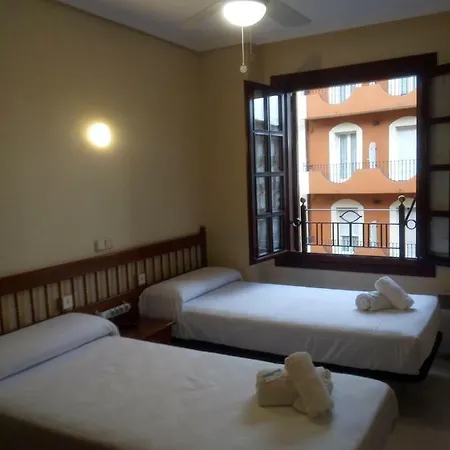 Los Fronterizos Πανσιόν